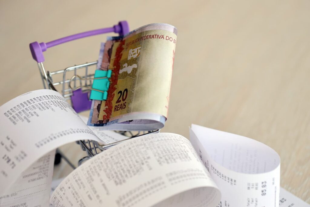 Como fechar o mês fiscal sem dor de cabeça (e sem multa)